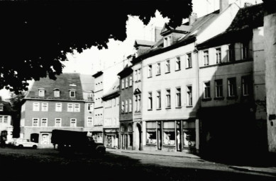 Stadtarchiv Weimar, 60 10-5/6, Blick vom Eisfeld auf den Herderplatz , 1985