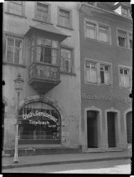 Stadtmuseum Weimar, Eichhorn 361 (K I 056b B), Blick auf die Häuser »Marktstraße 9, 11«, 1942