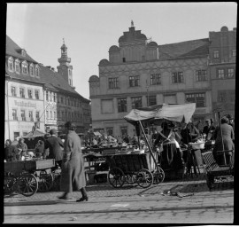 Stadtmuseum Weimar, Eichhorn 474 (K I 106 A), Blick über den Markt, zwischen 1899/1937