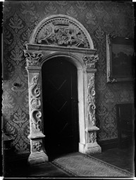 Stadtmuseum Weimar, Eichhorn 485 (K I 110 A), Tür zum kleinen Sitzungszimmer im Rathaus, 1936