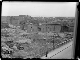 Stadtmuseum Weimar, Eichhorn 533 (K II 006 C), Blick über den Viadukt auf die Asbachstraße, 1936