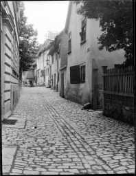 Stadtmuseum Weimar, Eichhorn 546 (K II 010 A), Blick in die »Große Töpfergasse«, 1936