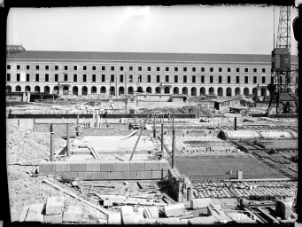 Stadtmuseum Weimar, Eichhorn 564 (K II 013 B), Blick von der Friedensstraße über Baustelle »Gauforum«, 1939