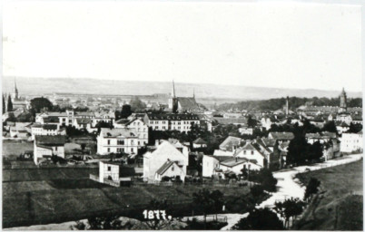 Stadtarchiv Weimar, 60 10-1/1, Blick von Südwesten in Richtung Herderkirche, um 1877