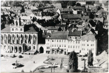 Stadtarchiv Weimar, 60 10-1/1, Blick von Osten auf den Markt, um 1955