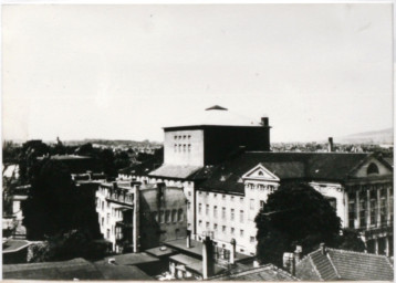 Stadtarchiv Weimar, 60 10-1/1, Blick von Südosten auf das Deutsche Nationaltheater, ohne Datum