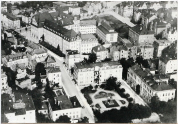 Stadtarchiv Weimar, 60 10-1/1, Blick von Osten auf den Watzdorfplatz, um 1930