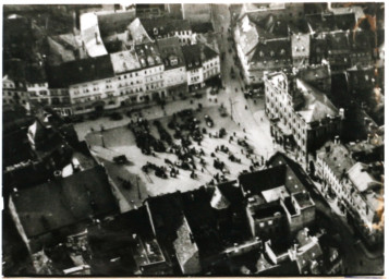 Stadtarchiv Weimar, 60 10-1/1, Blick von Norden auf den Markt, um 1914