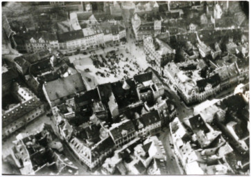 Stadtarchiv Weimar, 60 10-1/1, Blick von Norden auf den Markt, um 1920