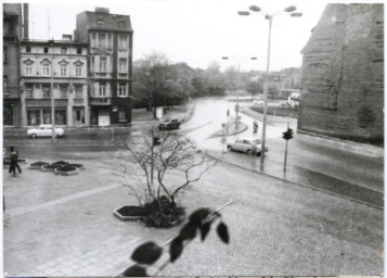 Stadtarchiv Weimar, 60 10-1/1, Blick auf die Kreuzung Karl-Liebknecht-Straße/ Friedensstraße, 1983