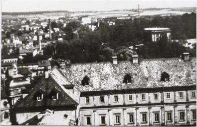 Stadtarchiv Weimar, 60 10-5/1 Bd. 2, Blick von Süden auf das Residenzschloss, 1954