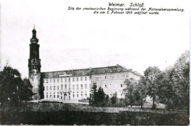 Stadtarchiv Weimar, 60 10-5/1 Bd. 1, Blick vom Reithaus auf das Residenzschloss, nach 1914