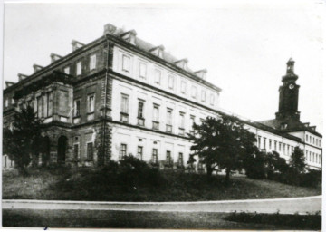 Stadtarchiv Weimar, 60 10-5/1 Bd. 1, Blick von der Marstallstraße auf das Residenzschloss, ohne Datum