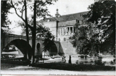 Stadtarchiv Weimar, 60 10-5/1 Bd. 1, Blick vom Ilmpark auf das Residenzschloss, um 1900