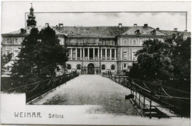 Stadtarchiv Weimar, 60 10-5/1 Bd. 1, Blick von der Sternbrücke auf das Residenzschloss, um 1900