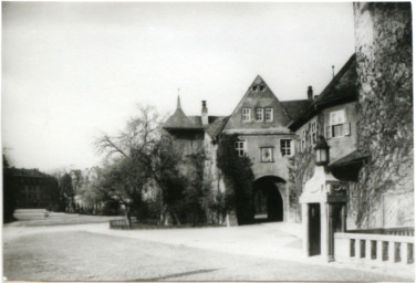 Stadtarchiv Weimar, 60 10-5/1 Bd. 1, Blick vom Schlossplatz in den Fürstenplatz, nach 1914