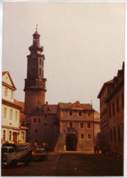 Stadtarchiv Weimar, 60 10-5/1 Bd. 2, Blick vom Grünen Markt auf die sogenannte Bastille, nach 1945