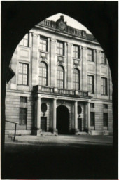 Stadtarchiv Weimar, 60 10-5/1 Bd. 2, Blick auf den Südflügel des Residenzschlosses, ohne Datum