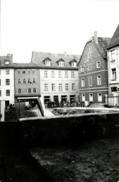 Stadtarchiv Weimar, 60 10-5/10, Blick von der Schillerstraße zur Windischenstraße, 1986