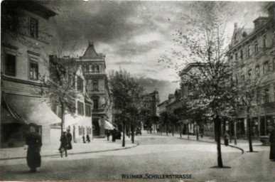 Stadtarchiv Weimar, 60 10-5/10, Blick in die Schillerstraße , ohne Datum