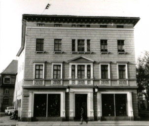 Stadtarchiv Weimar, 60 10-5/10, Eckhaus Brauhausgasse 2/ Frauentorstraße/ Schillerstraße, 1985