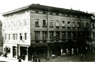 Stadtarchiv Weimar, 60 10-5/10, Eckhaus Frauentorstraße/ Schillerstraße, nach 1945