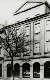 Stadtarchiv Weimar, 60 10-5/10, Schillerstraße 5, um 1930