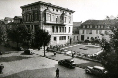 Stadtarchiv Weimar, 60 10-5/10, Blick vom Schillerhaus auf Baulücke Schillerstraße 7, um 1960