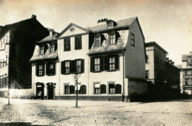 Stadtarchiv Weimar, 60 10-5/10, Blick in die Schillerstraße/Ecke Neugasse zur Windischenstraße, 1885