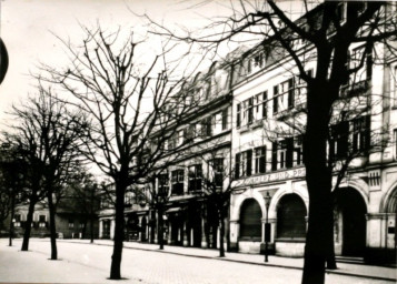 Stadtarchiv Weimar, 60 10-5/10, Blick in die Schillerstraße , um 1930