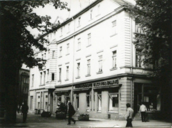 Stadtarchiv Weimar, 60 10-5/10, Blick in die Hummelstraße, 1985