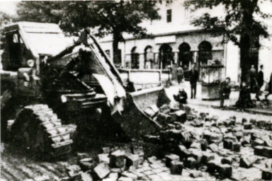 Stadtarchiv Weimar, 60 10-5/10, Blick in die Schillerstraße, 1968