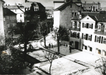 Stadtarchiv Weimar, 60 10-5/10, Blick auf die Schillerstraße , 1969