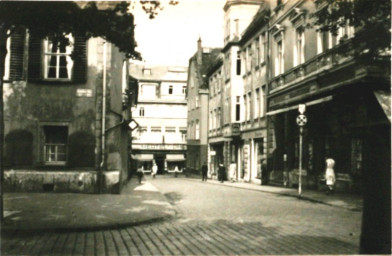 Stadtarchiv Weimar, 60 10-5/10, Blick in die Neugasse , um 1930