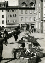 Stadtarchiv Weimar, 60 10-5/10, Blick durch die Neugasse zur Windischenstraße, 1984