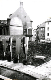 Stadtarchiv Weimar, 60 10-5/10, Blick auf die Baustelle Schiller-Museum, 1985