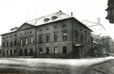 Stadtarchiv Weimar, 60 10-5/11, Blick auf den Theaterplatz, 1907