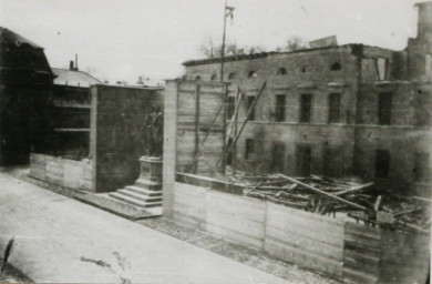 Stadtarchiv Weimar, 60 10-5/11, Blick auf den Theaterplatz mit Hoftheater, 1907