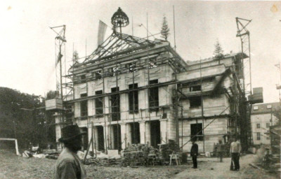 Stadtarchiv Weimar, 60 10-5/11, Blick auf den Theaterplatz, 1907