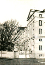 Stadtarchiv Weimar, 60 10-5/11, Bühneneingang des Deutschen Nationaltheaters , 1920