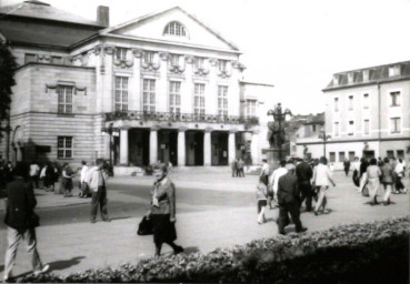 Stadtarchiv Weimar, 60 10-5/11, Blick auf den Theaterplatz, ohne Datum