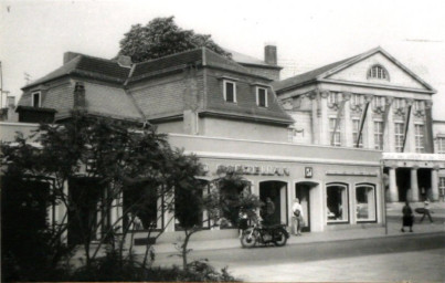 Stadtarchiv Weimar, 60 10-5/11, Theaterplatz 1, 1985