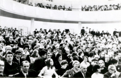 Stadtarchiv Weimar, 60 10-5/11, Innenansicht des Deutschen Nationaltheaters, ohne Datum