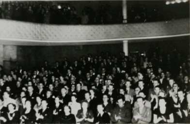 Stadtarchiv Weimar, 60 10-5/11, Innenansicht des Deutschen Nationaltheaters, ohne Datum