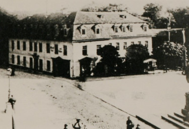 Stadtarchiv Weimar, 60 10-5/12, Theaterplatz 1, um 1900