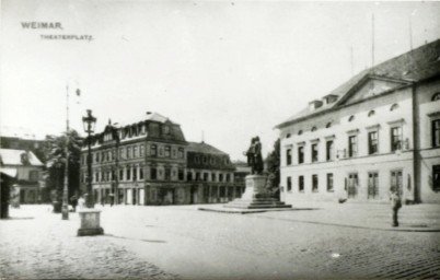 Stadtarchiv Weimar, 60 10-5/12, Blick auf den Theaterplatz, ohne Datum