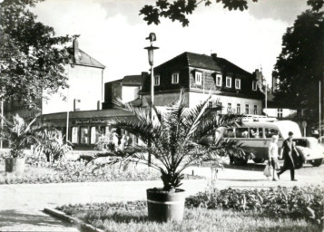 Stadtarchiv Weimar, 60 10-5/12, Blick auf den Theaterplatz , um 1960