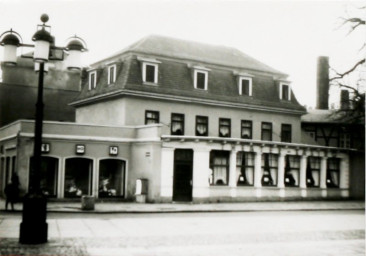 Stadtarchiv Weimar, 60 10-5/12, Theaterplatz 1a, 1986