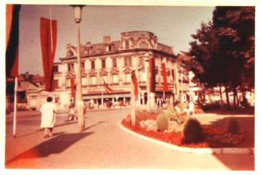 Stadtarchiv Weimar, 60 10-5/12, Blick auf den Theaterplatz , 1960