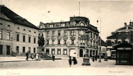 Stadtarchiv Weimar, 60 10-5/12, Blick auf den Theaterplatz, um 1900